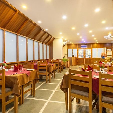Swagatam Inn, 5 Minutes Walk From Guwahati Railway Station Dış mekan fotoğraf