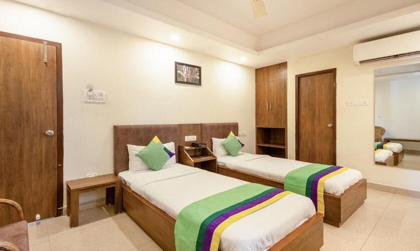 Swagatam Inn, 5 Minutes Walk From Guwahati Railway Station Dış mekan fotoğraf